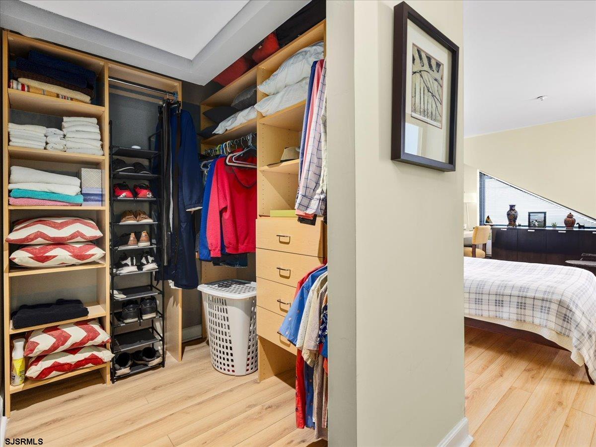 526 Pacific Ave Unit: 2501