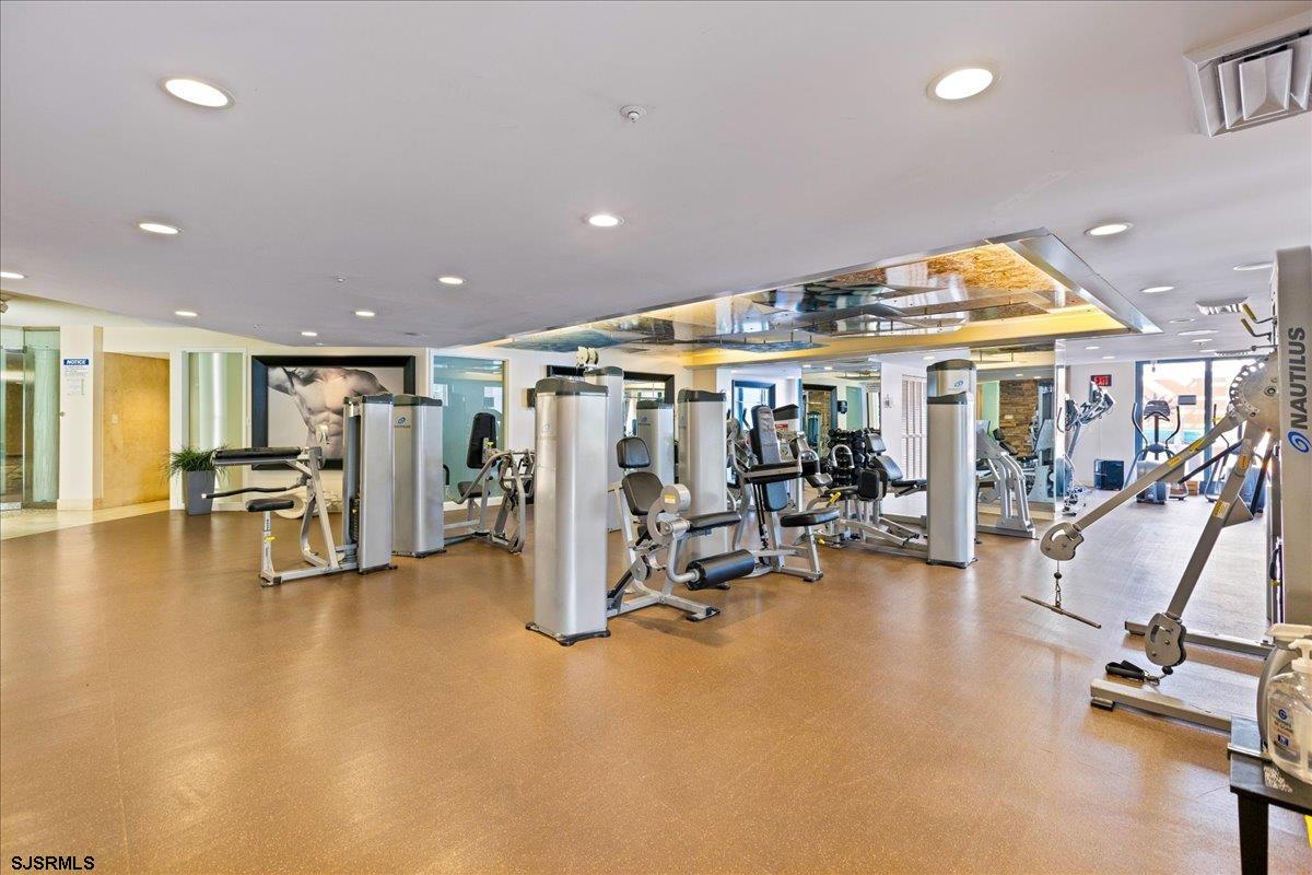 526 Pacific Ave Unit: 2501