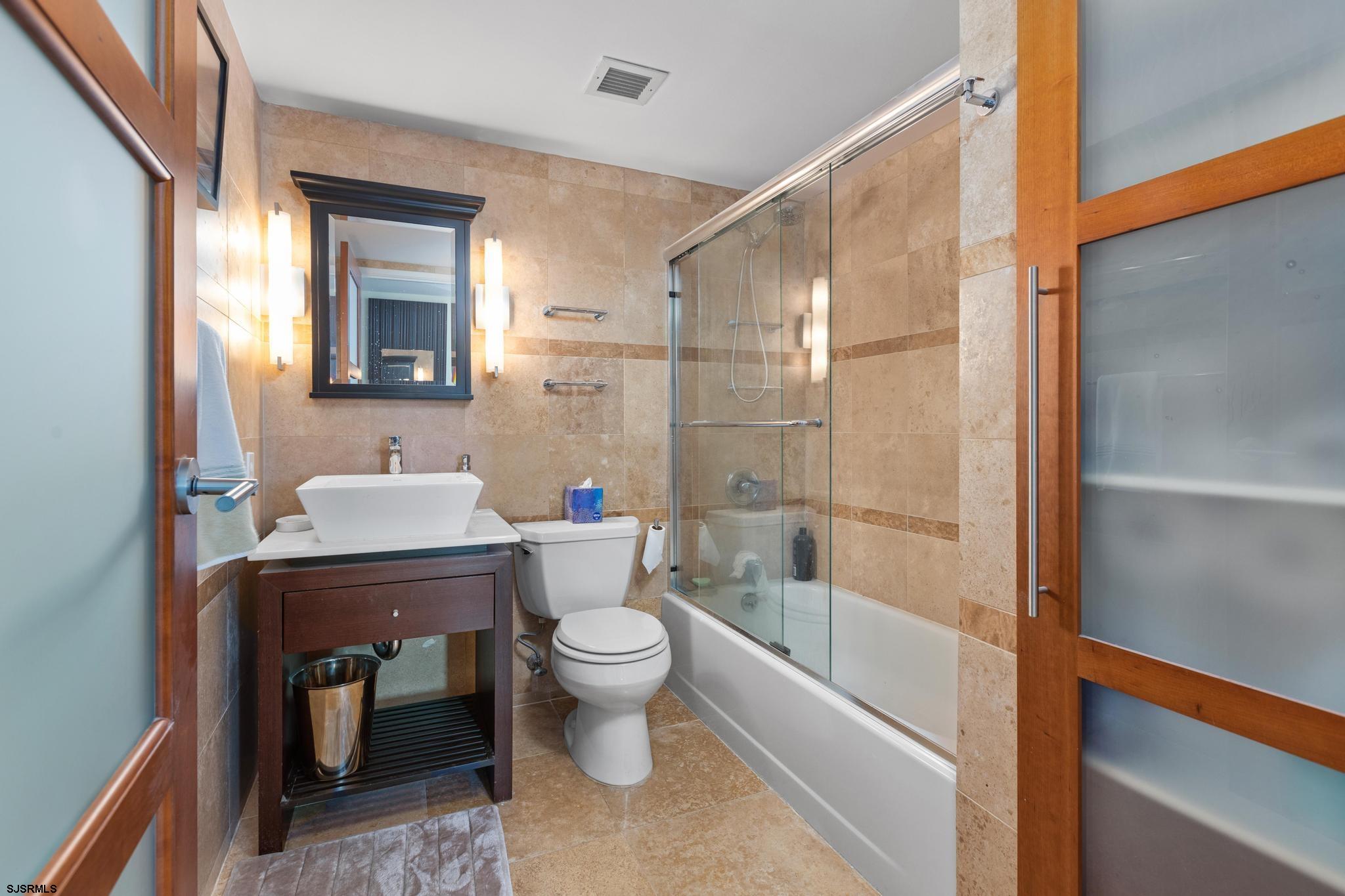 526 Pacific Ave Unit: 2501