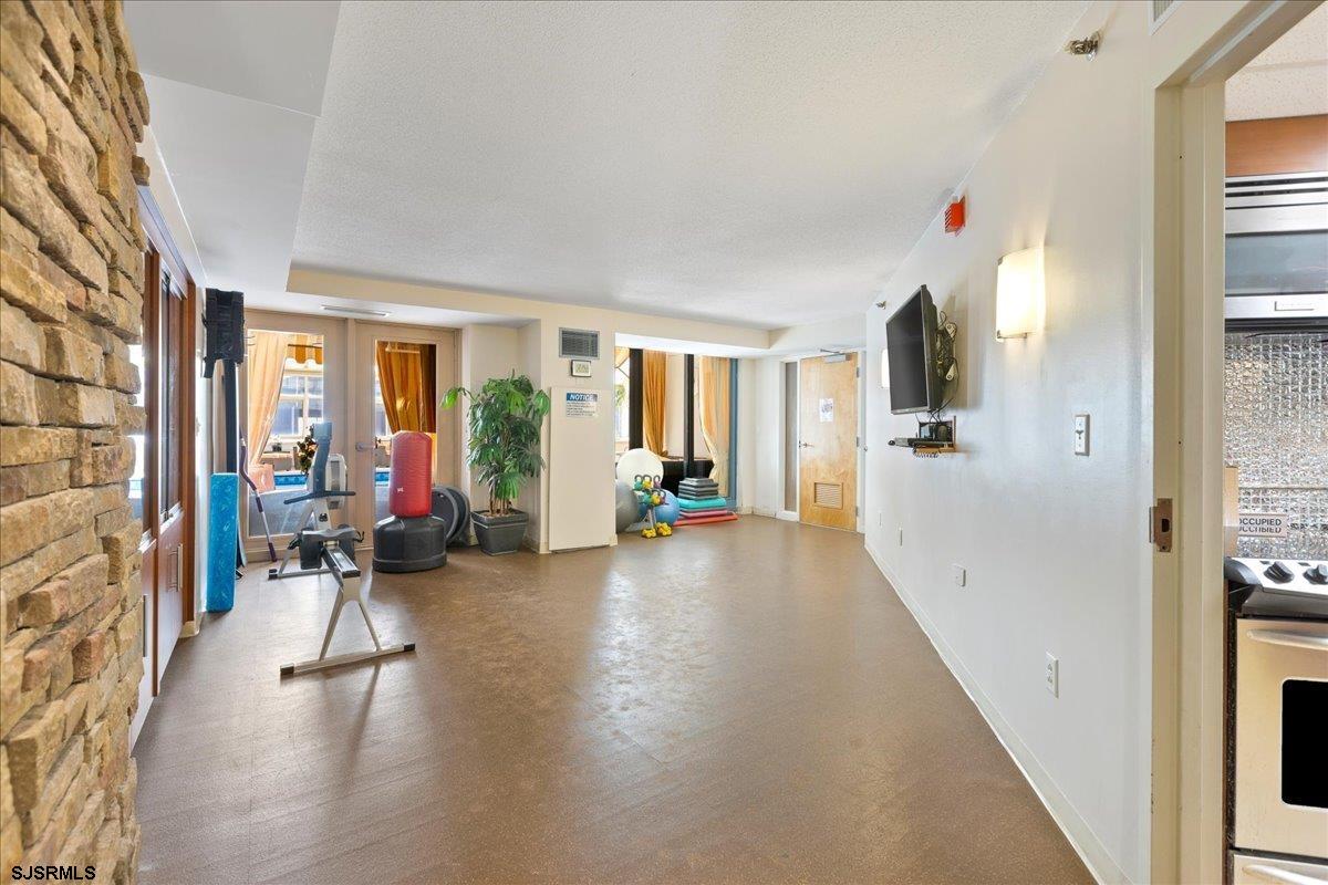 526 Pacific Ave Unit: 2501