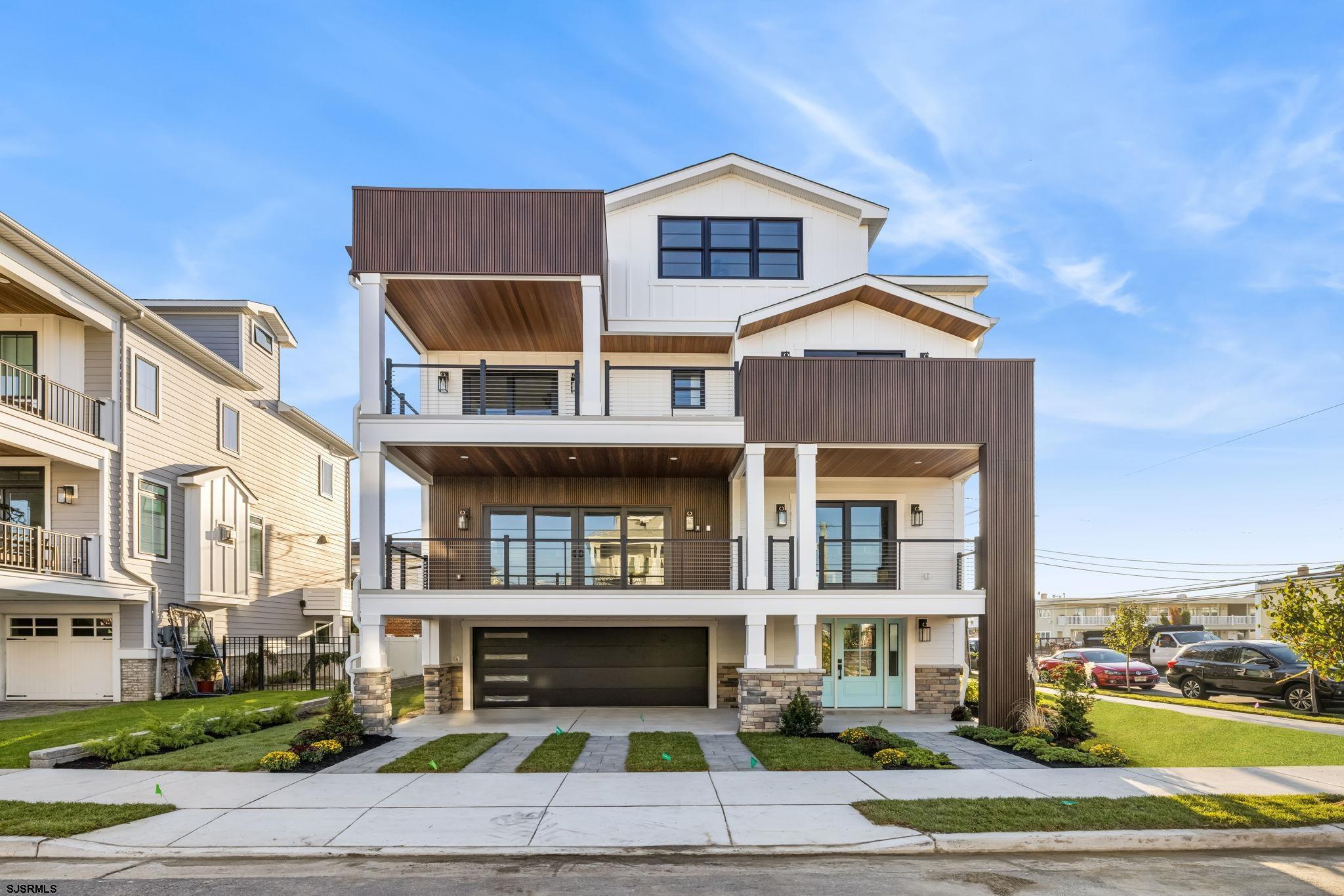100 S Franklin Ave