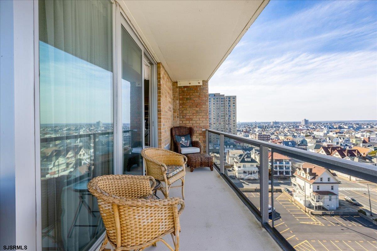 4800 Boardwalk Unit: 1110
