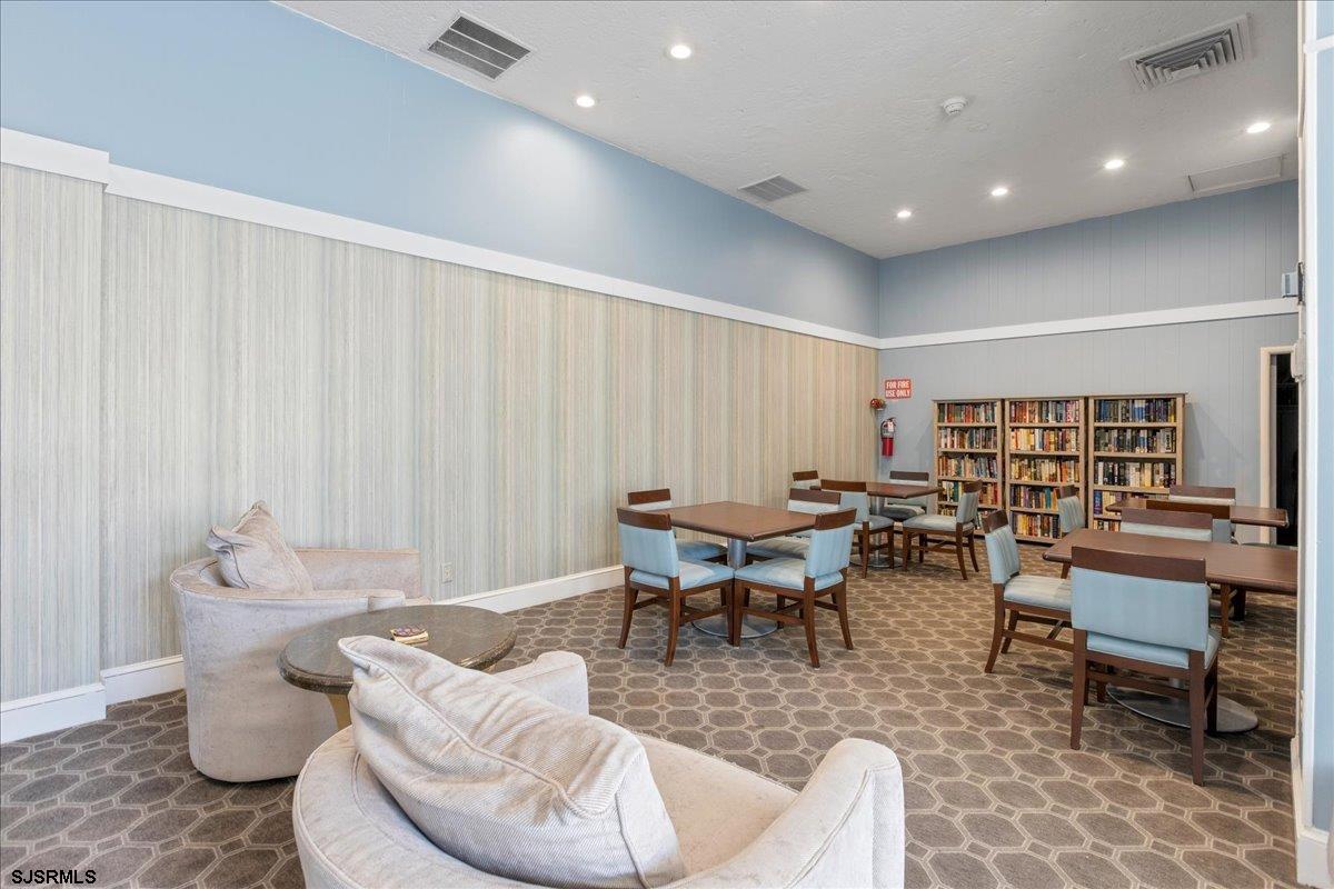4800 Boardwalk Unit: 1110