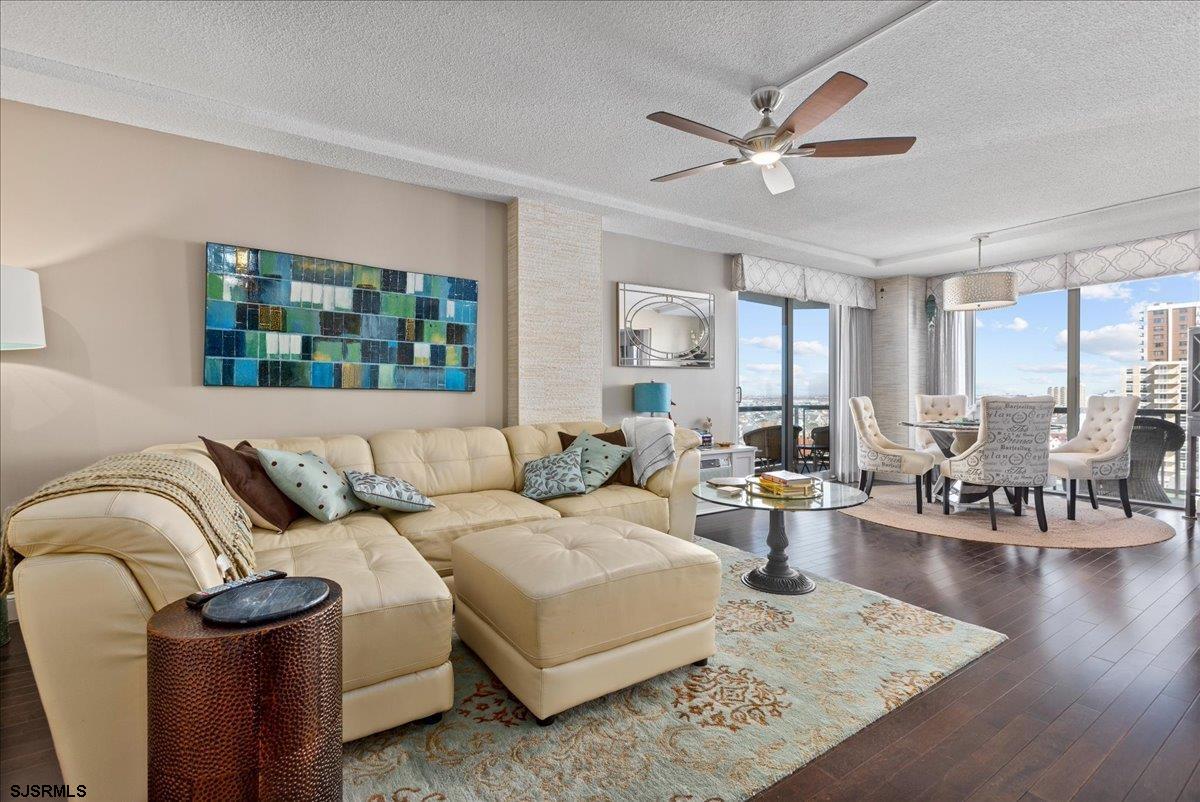 4800 Boardwalk Unit: 1110
