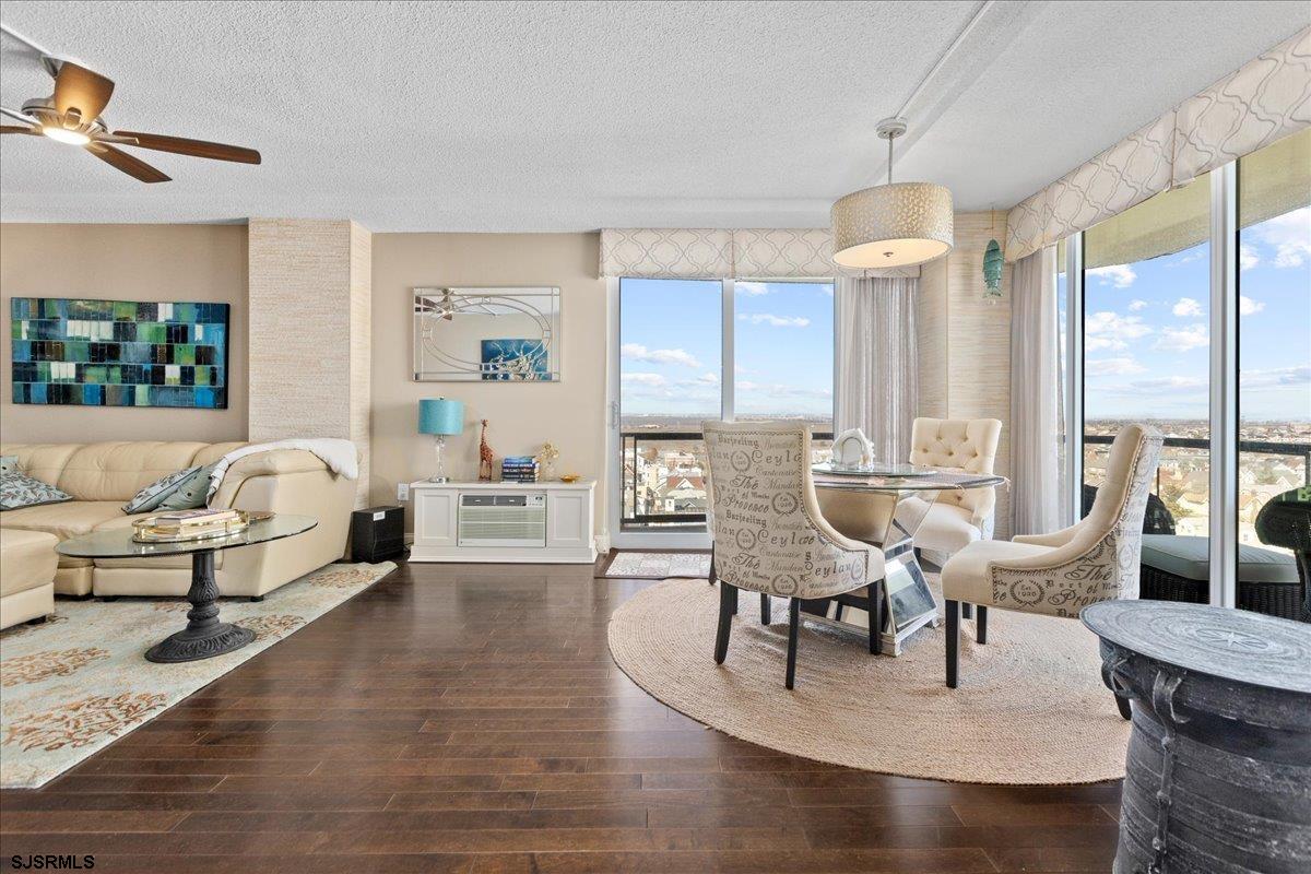4800 Boardwalk Unit: 1110