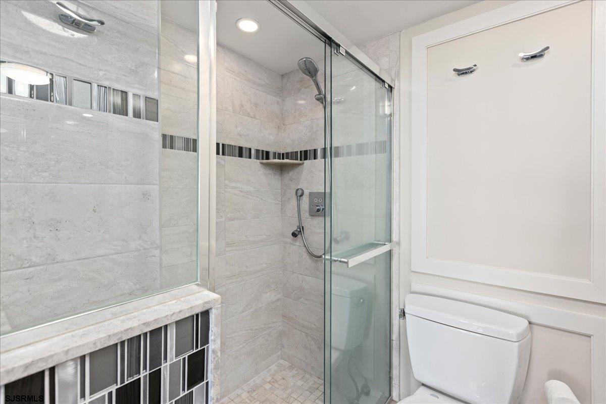 4800 Boardwalk Unit: 1110