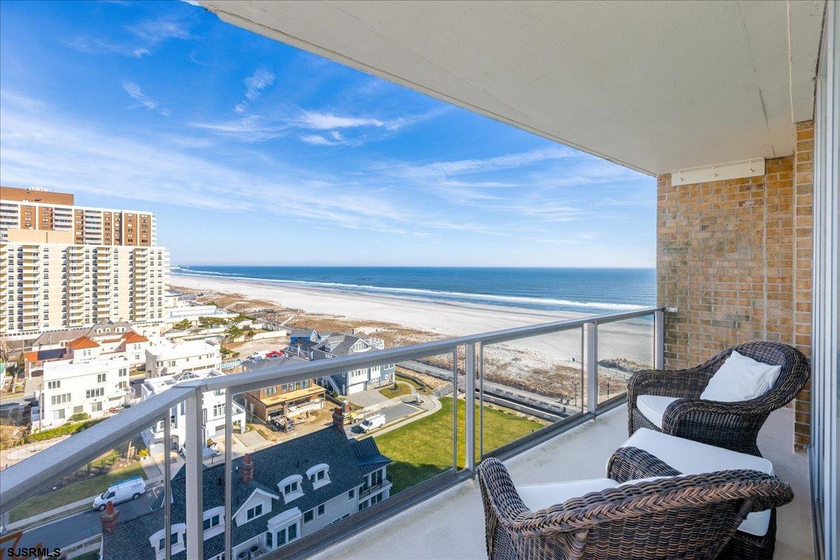 4800 Boardwalk Unit: 1110