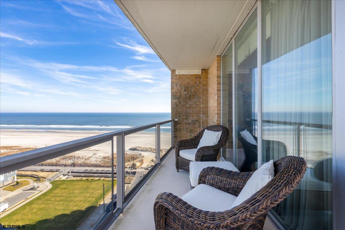 4800 Boardwalk Unit: 1110