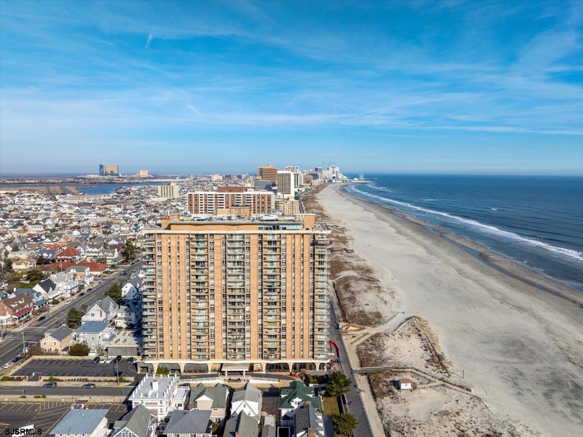 4800 Boardwalk Unit: 1110