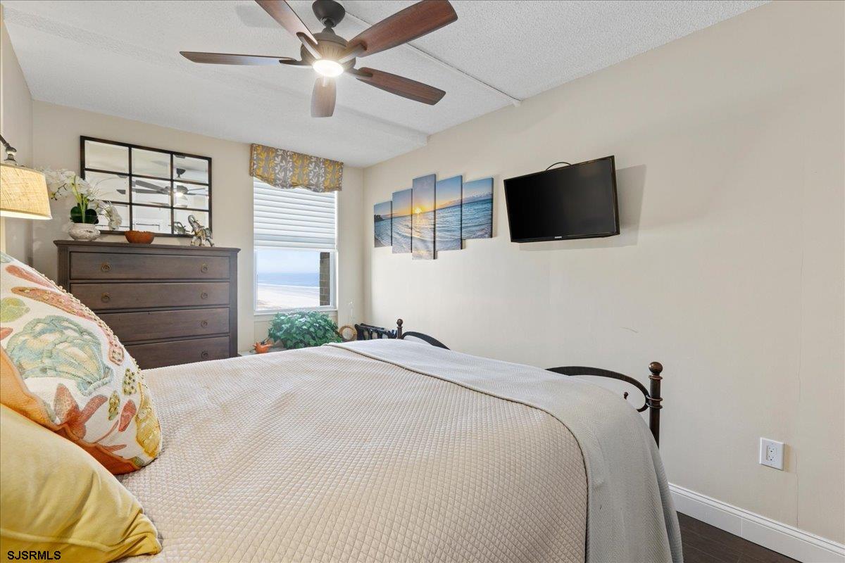 4800 Boardwalk Unit: 1110
