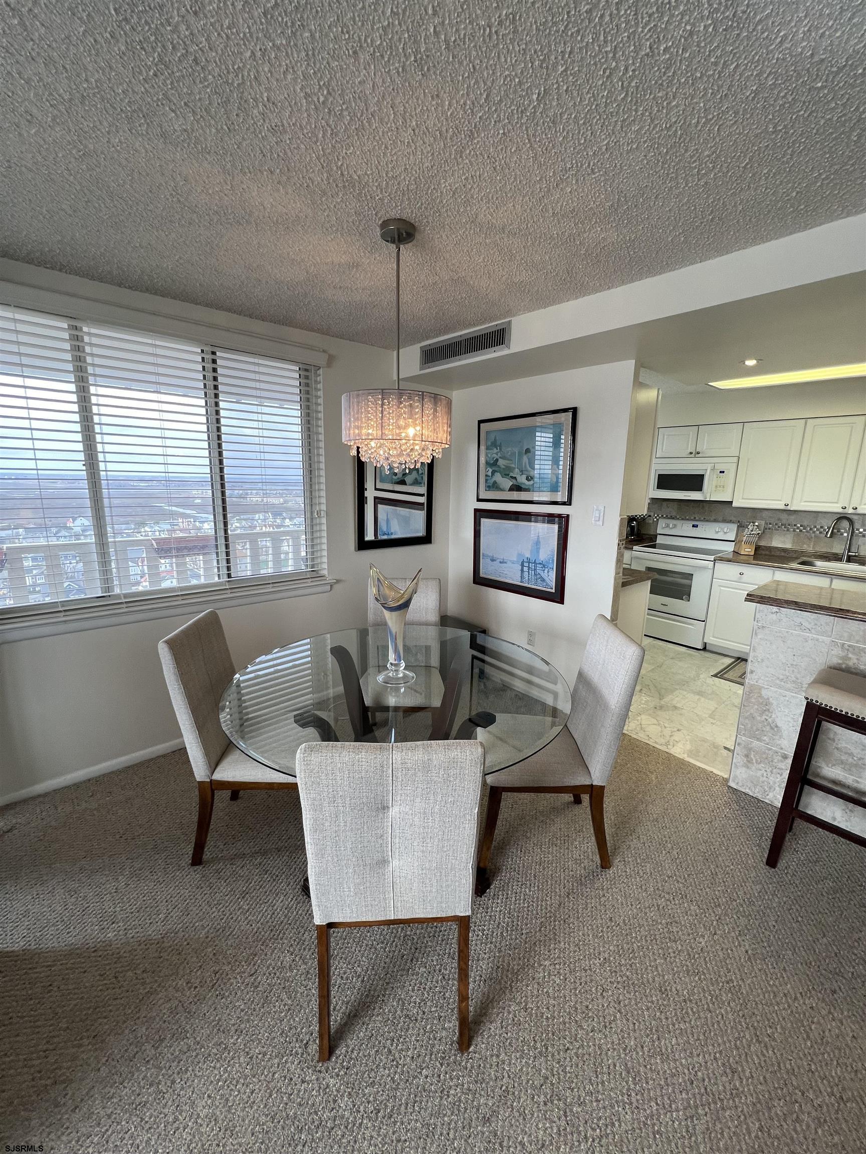 100 S Berkley Unit: 18N