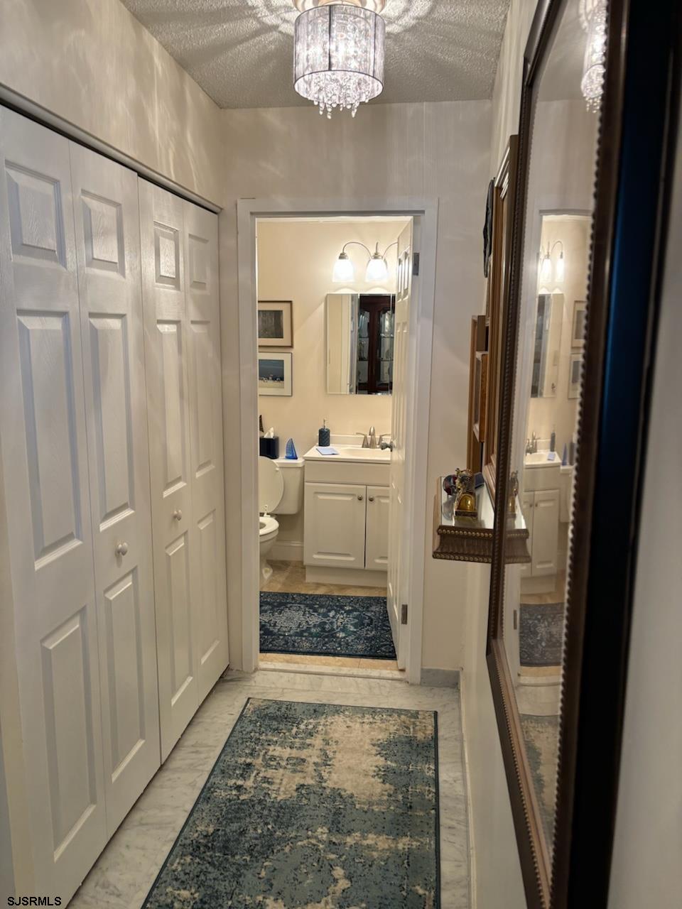 100 S Berkley Unit: 18N