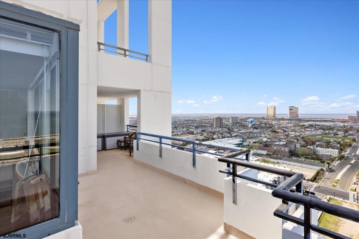 526 Pacific Ave Unit: 2504