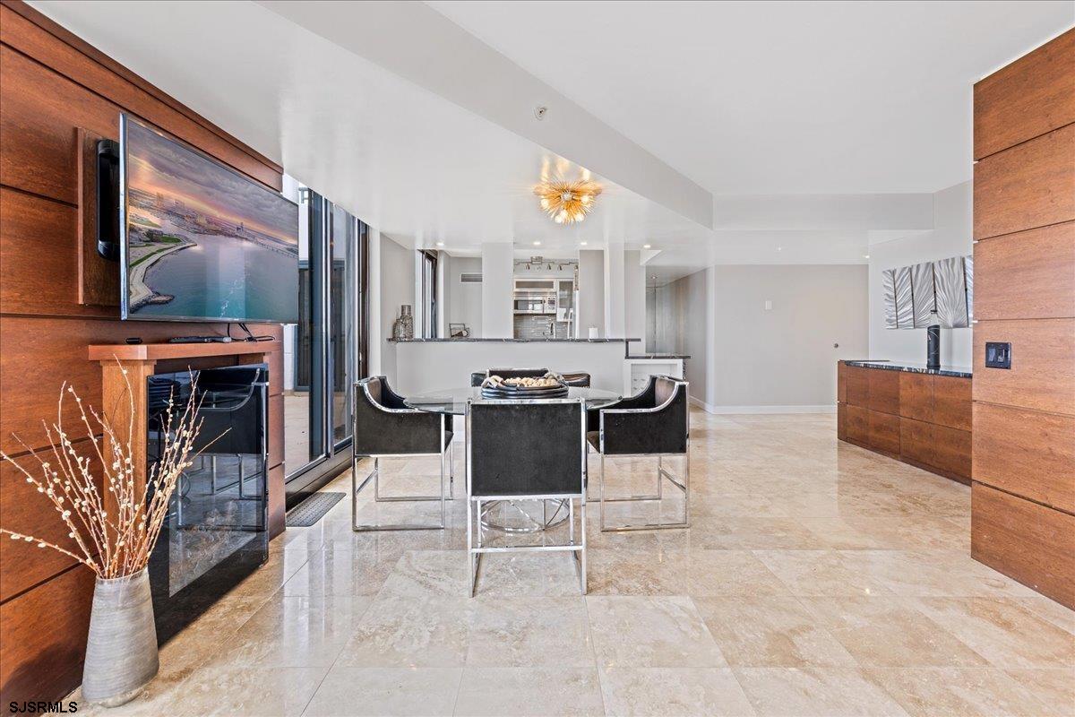 526 Pacific Ave Unit: 2504