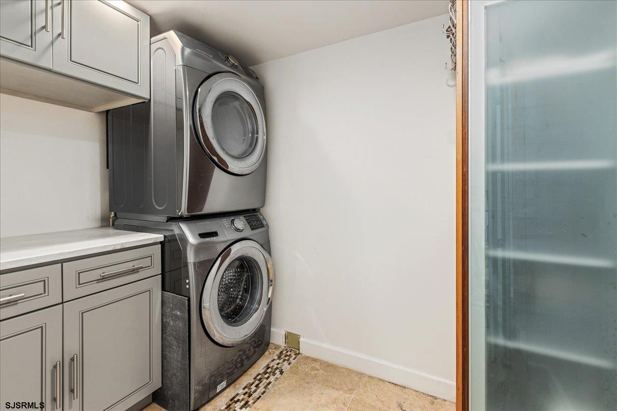 526 Pacific Ave Unit: 2504