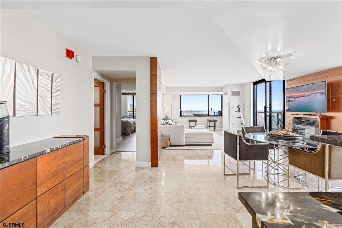 526 Pacific Ave Unit: 2504