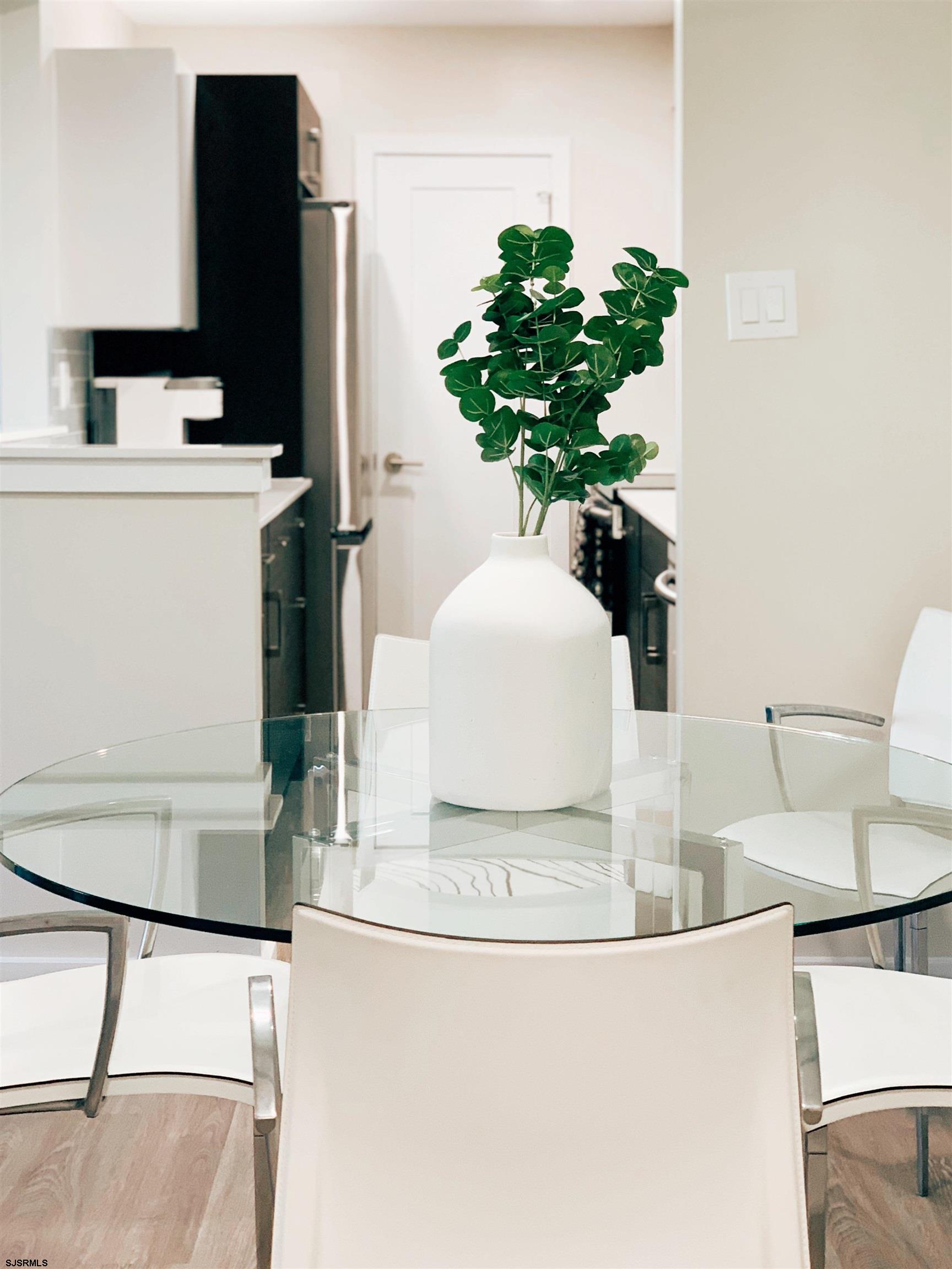 11 S Shore Road Unit: 5D