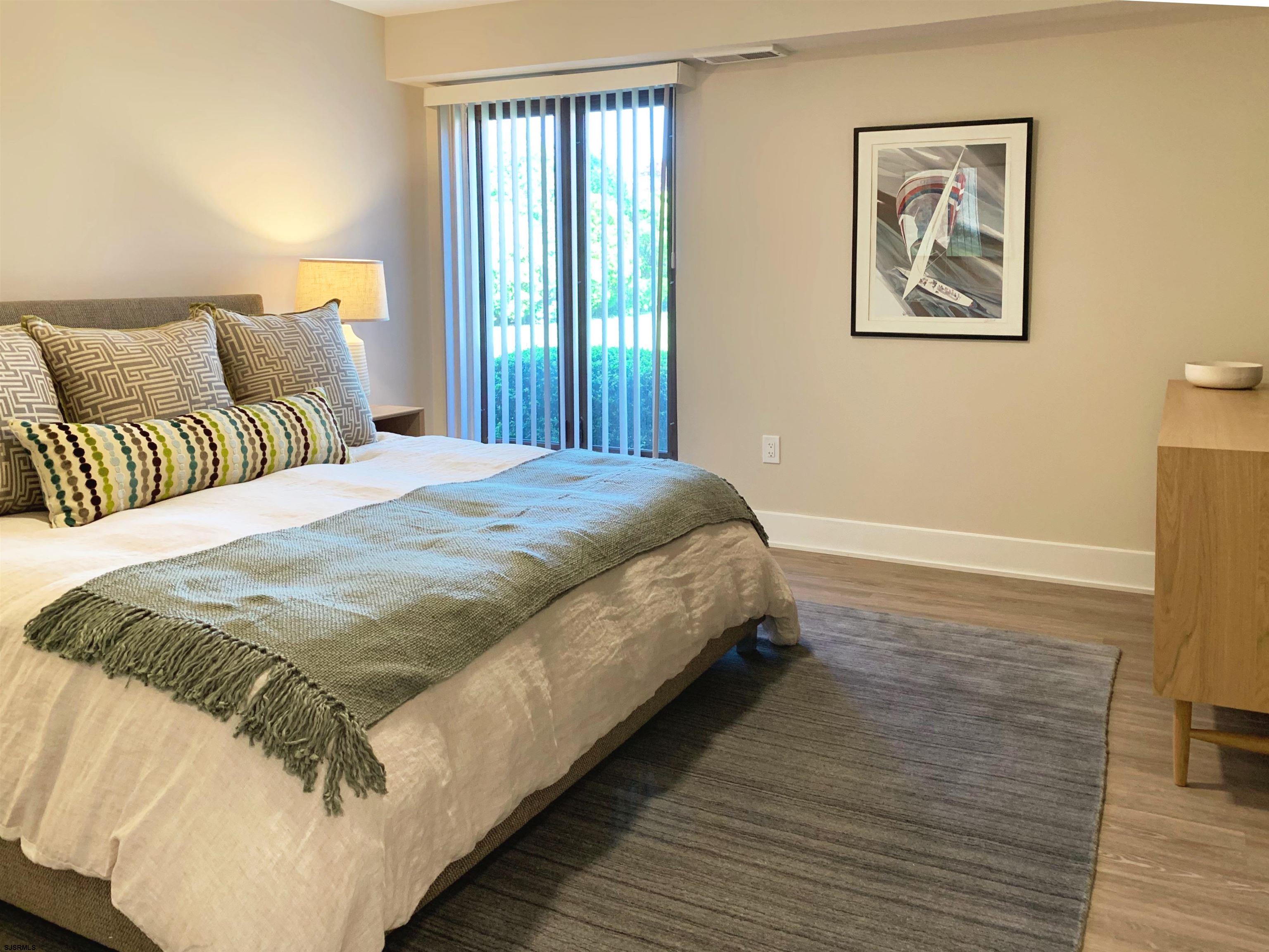 11 S Shore Road Unit: 5D