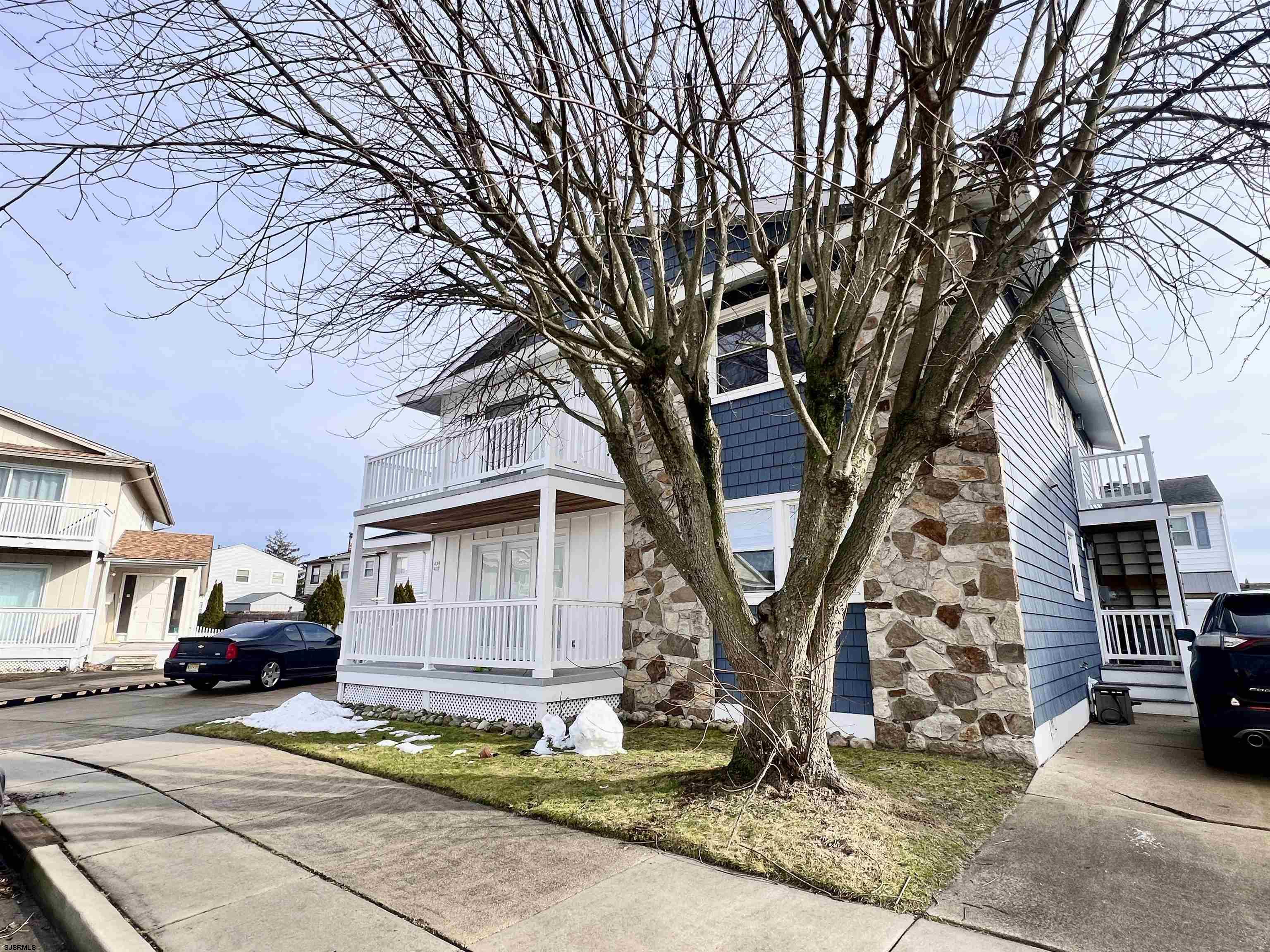 437 Berkshire Ave