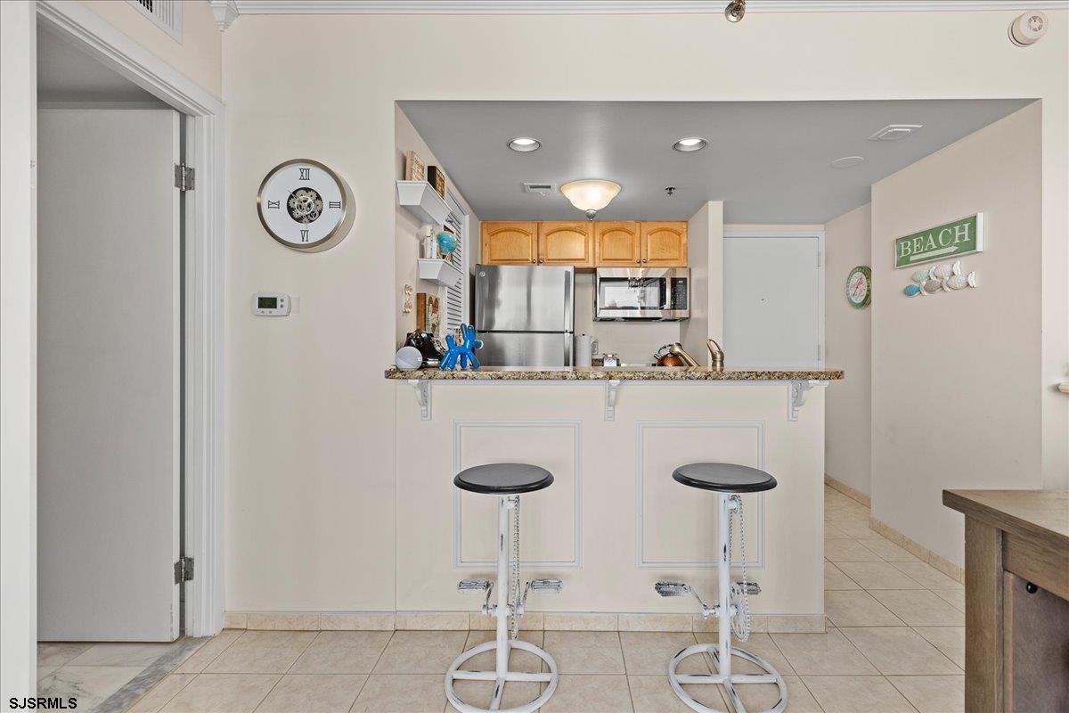 3851 Boardwalk Unit: 2005