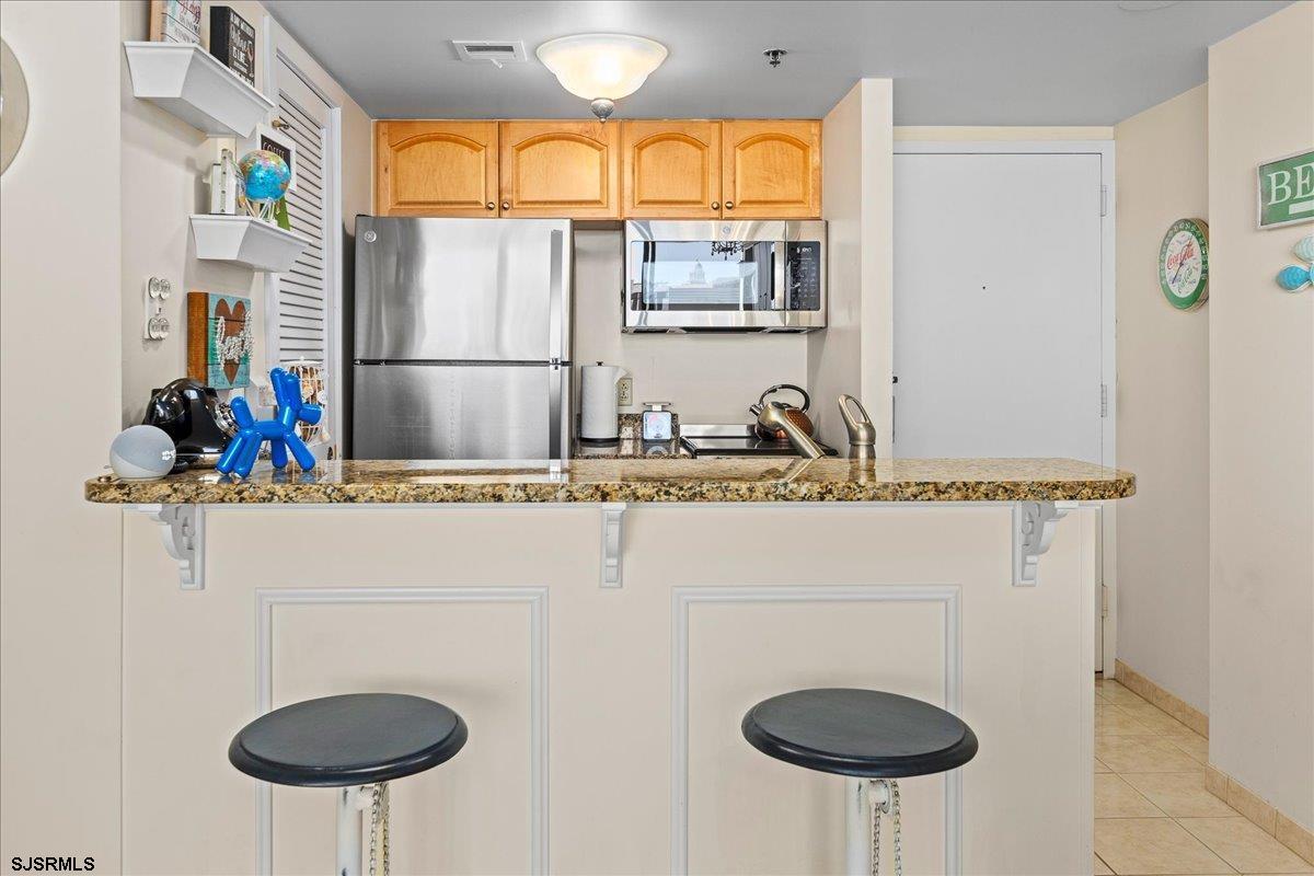 3851 Boardwalk Unit: 2005