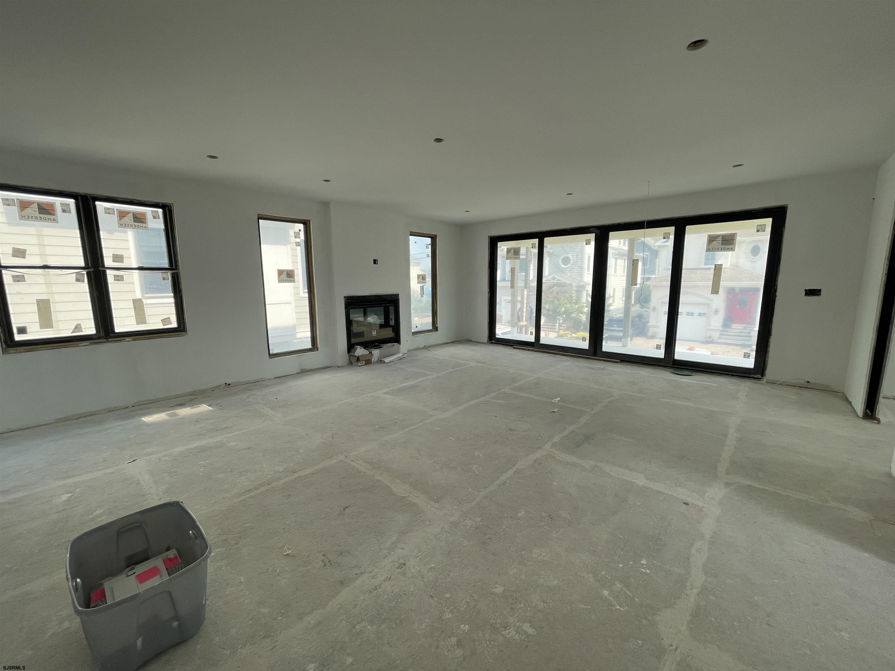 3311 Ventnor Ave