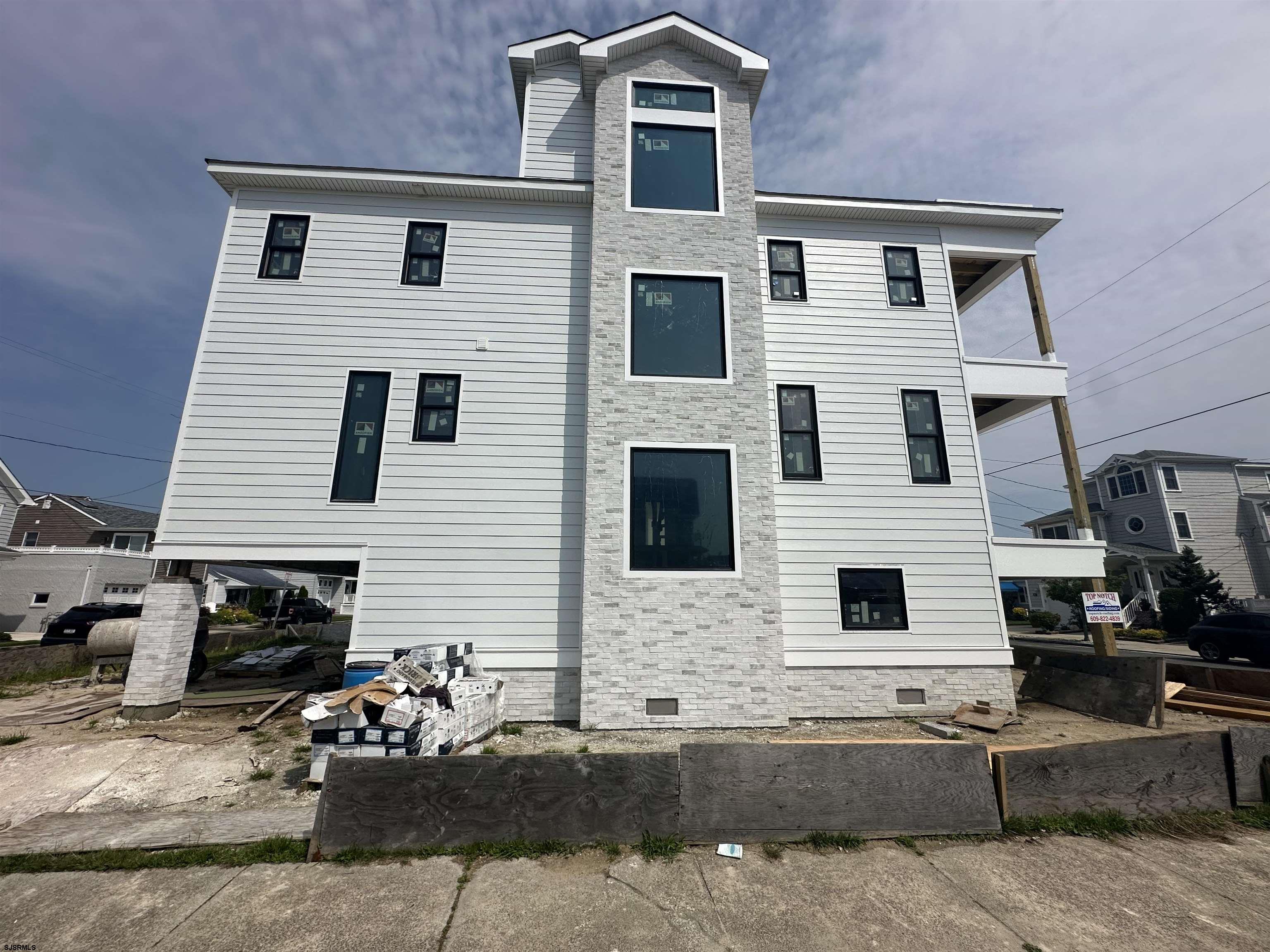 3311 Ventnor Ave