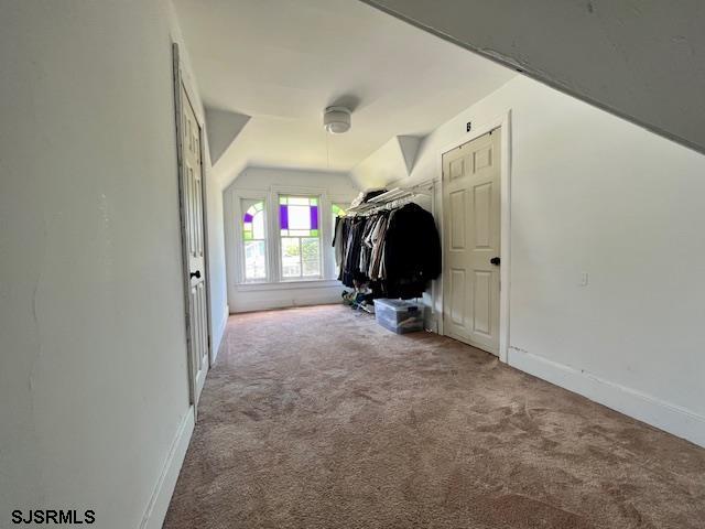 1049 Maple Ave