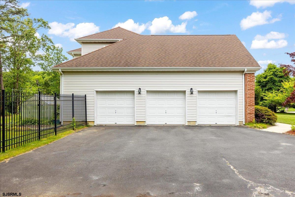 712 Jersey Woods