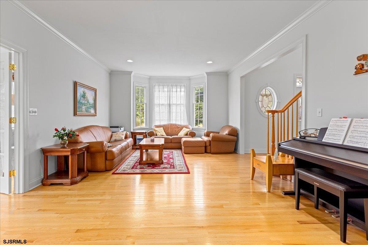 712 Jersey Woods