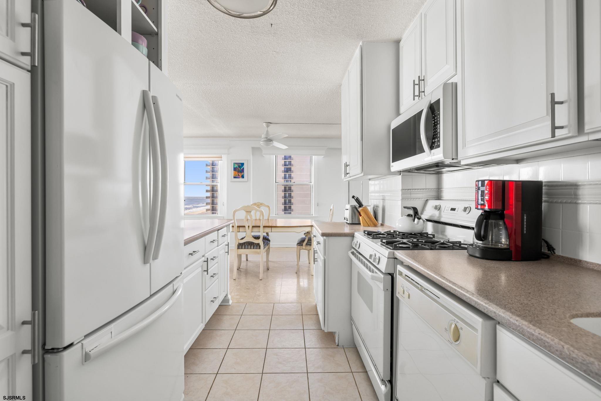 9400 Atlantic Ave Unit: 1115