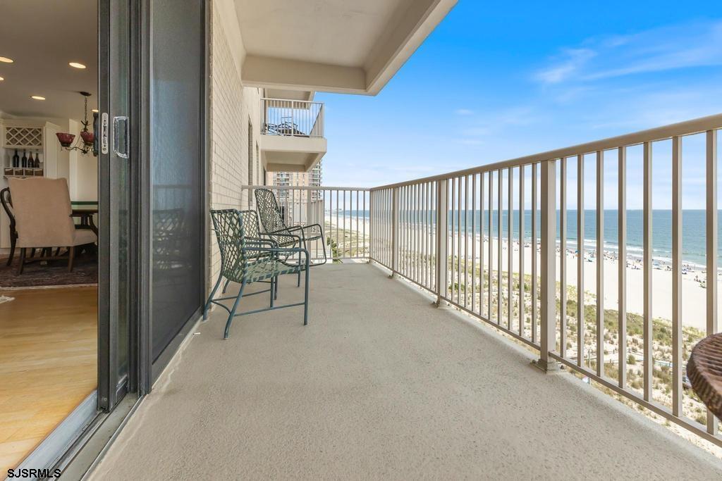 5000 Boardwalk Unit: 715
