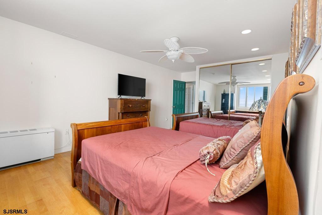 5000 Boardwalk Unit: 715