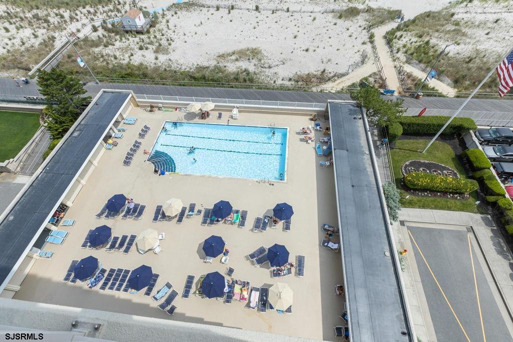 5000 Boardwalk Unit: 715