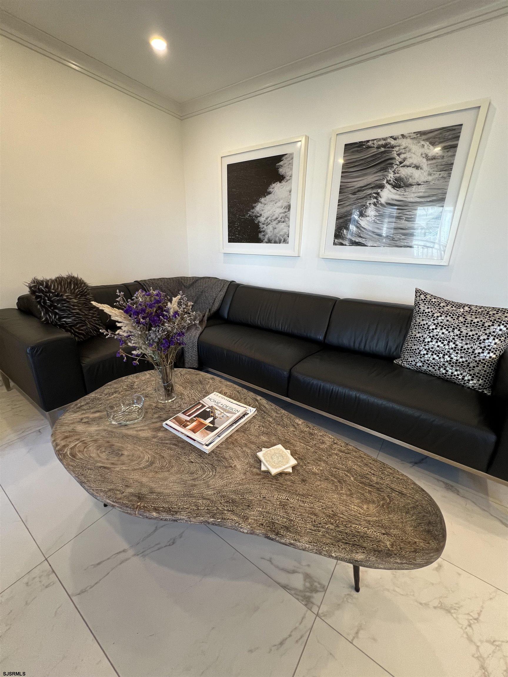 5300 Boardwalk Unit: 107