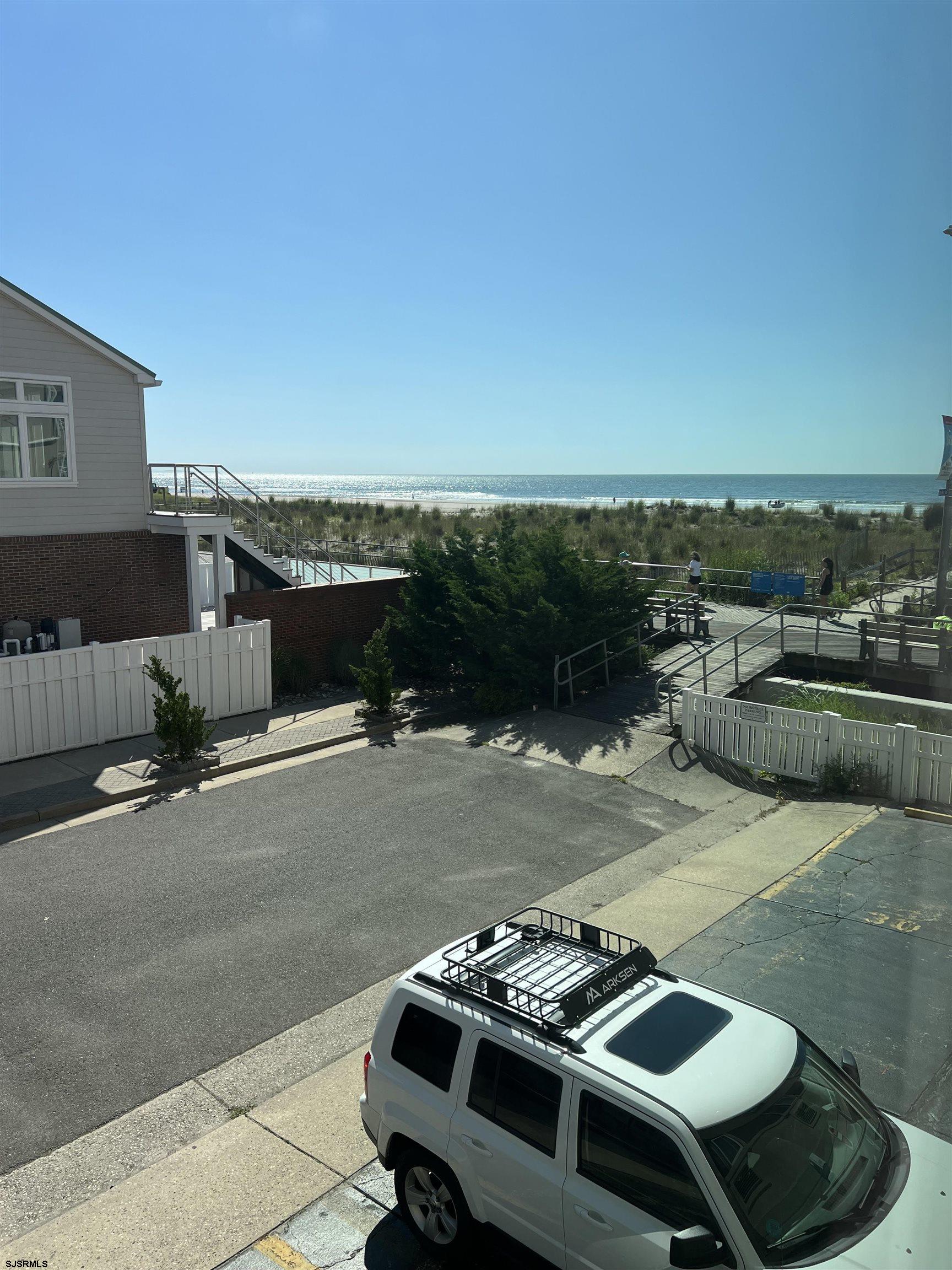5300 Boardwalk Unit: 107