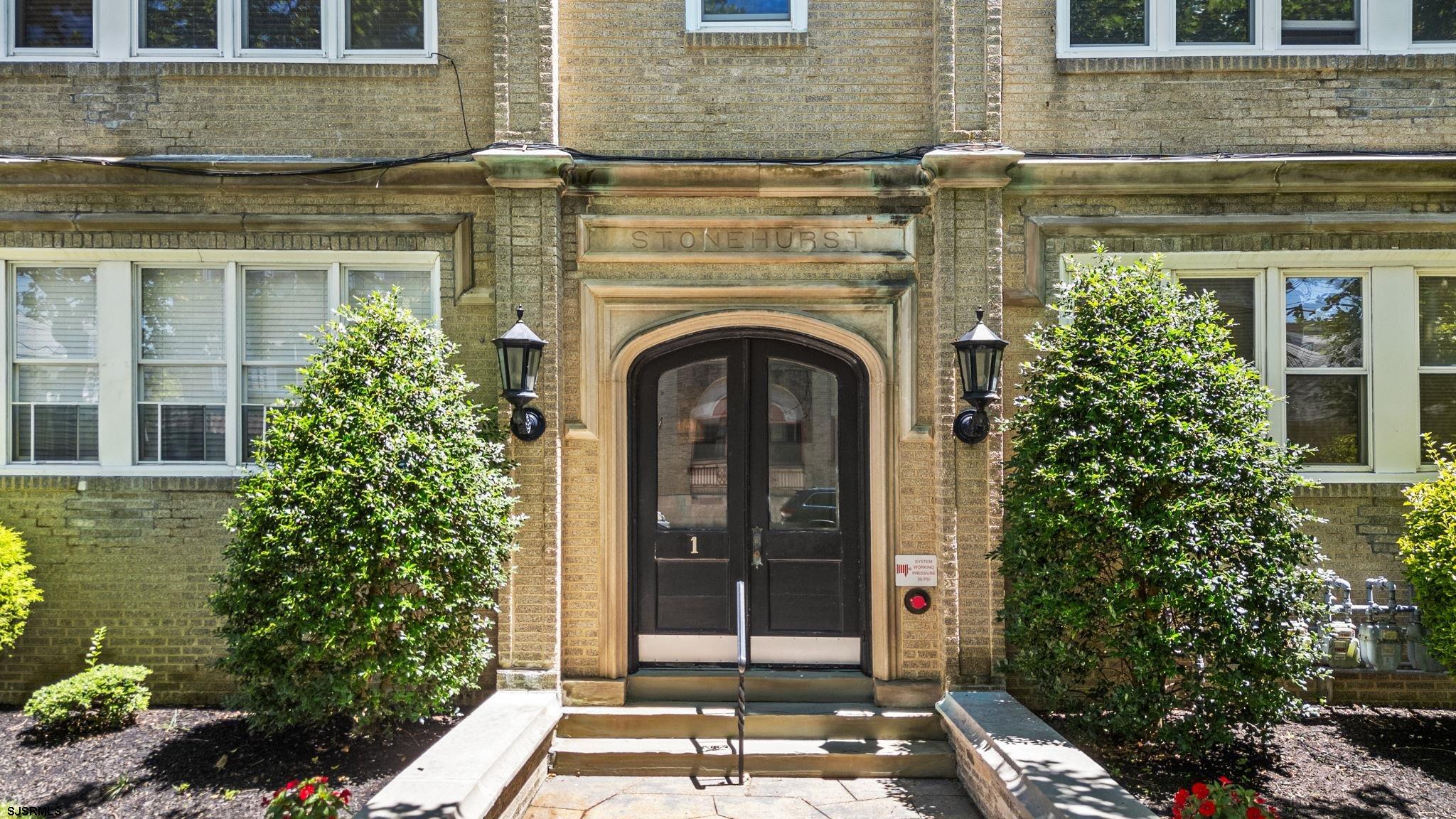 1 S Bartram Ave Unit: 4