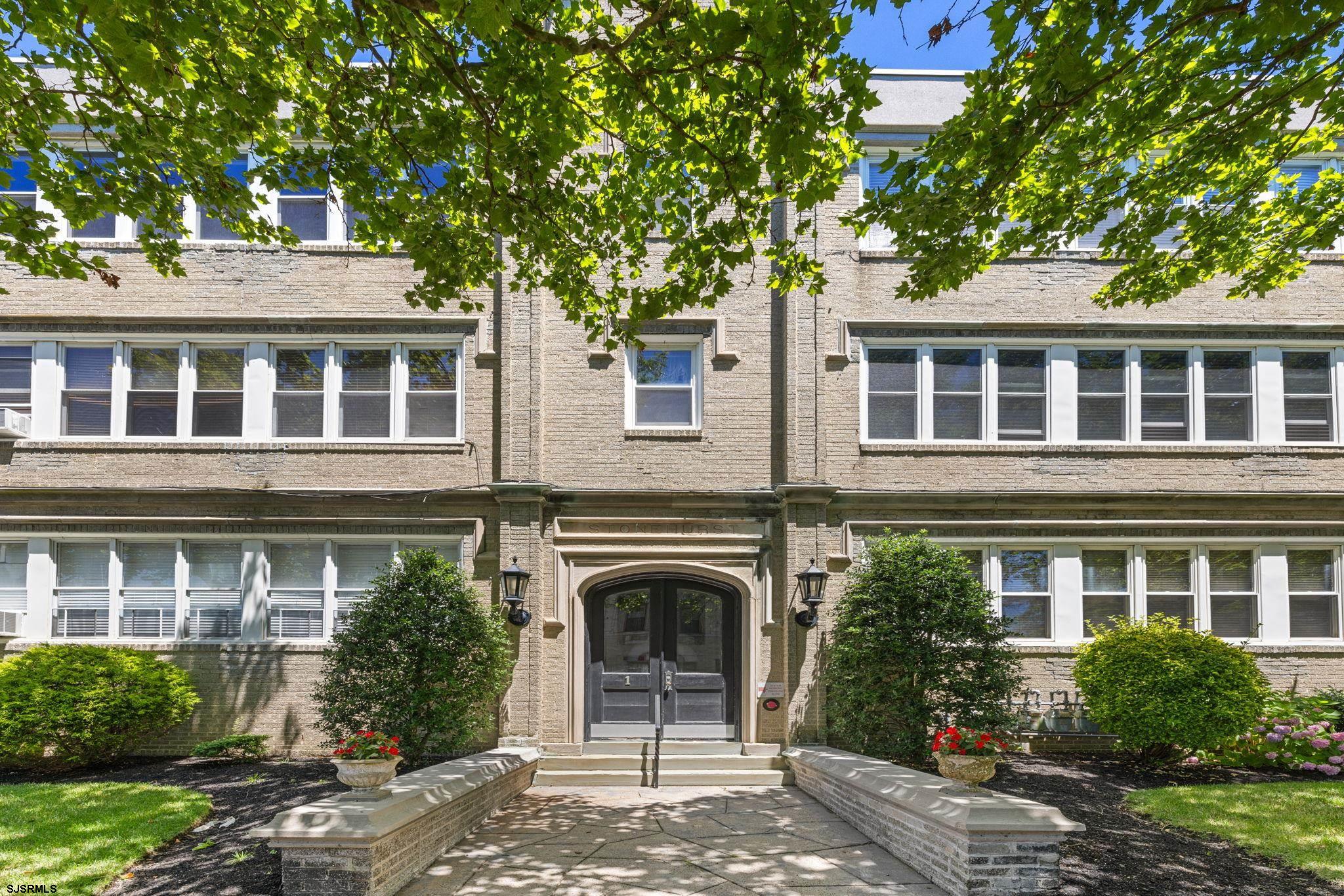 1 S Bartram Ave Unit: 4