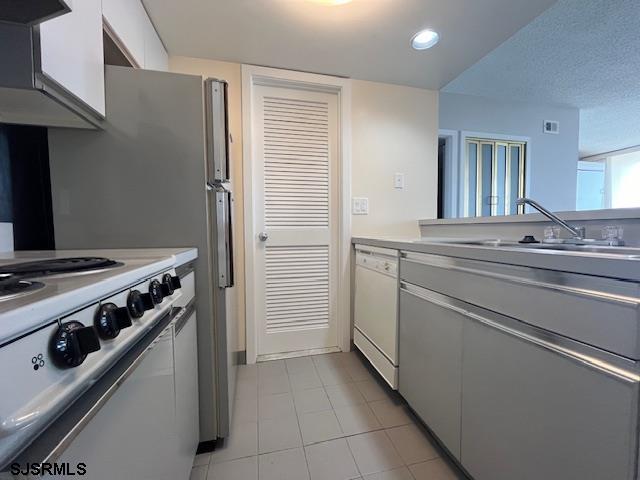 3851 Boardwalk Unit: 1107