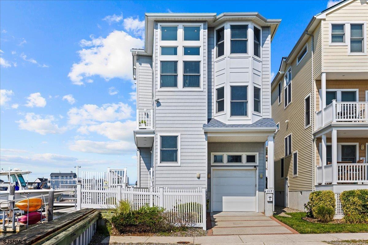 217 N Princeton Ave