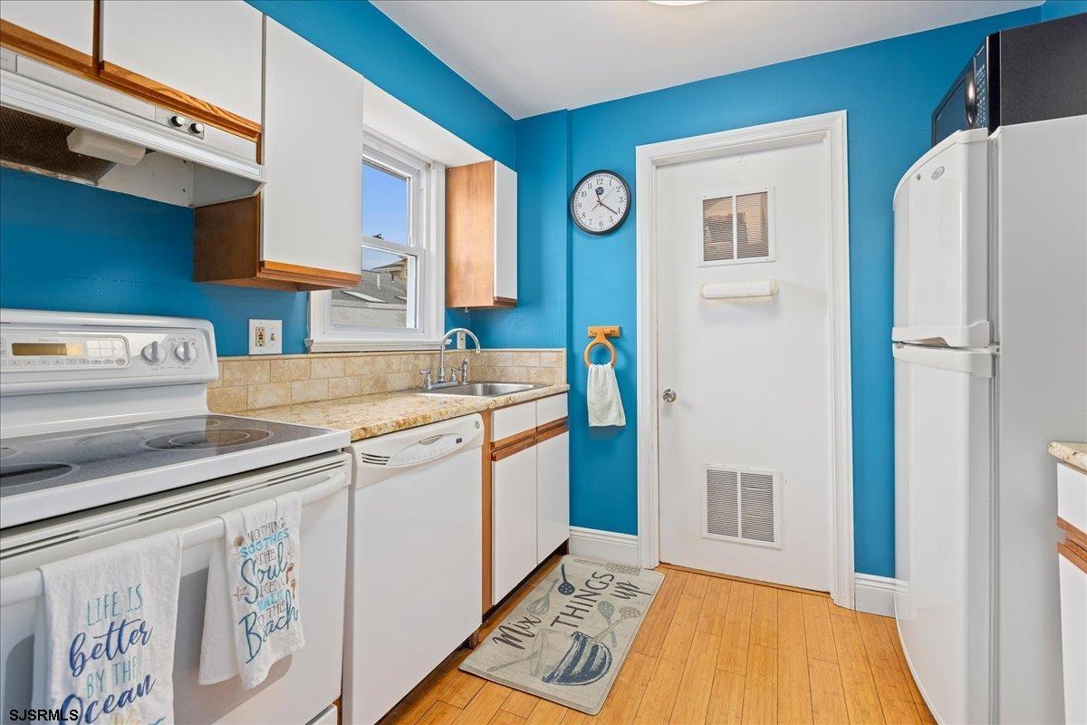 32 N Pelham Ave