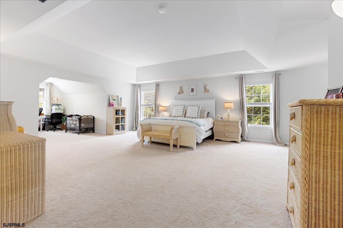 36 Emerald Dr