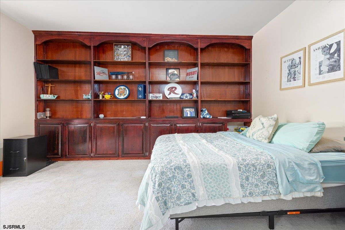 36 Emerald Dr
