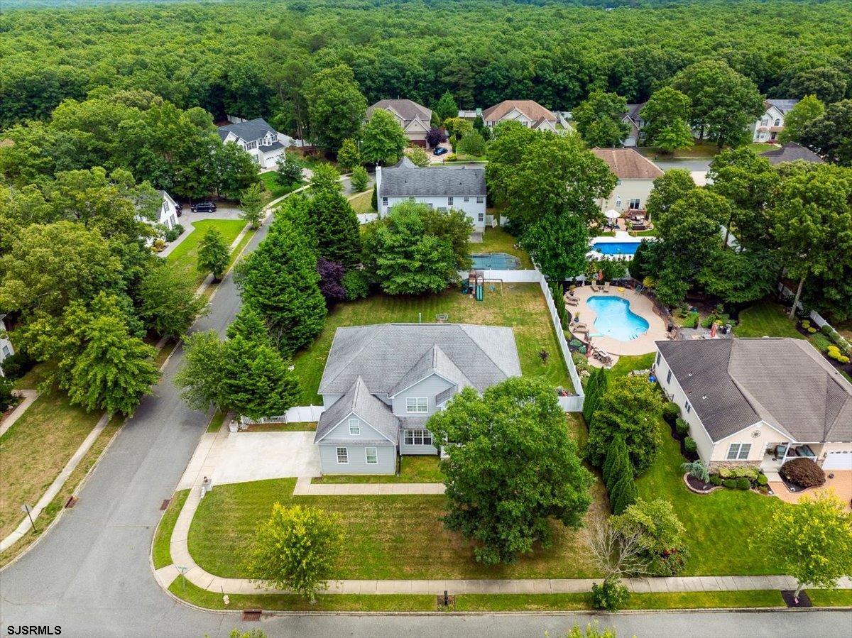 36 Emerald Dr