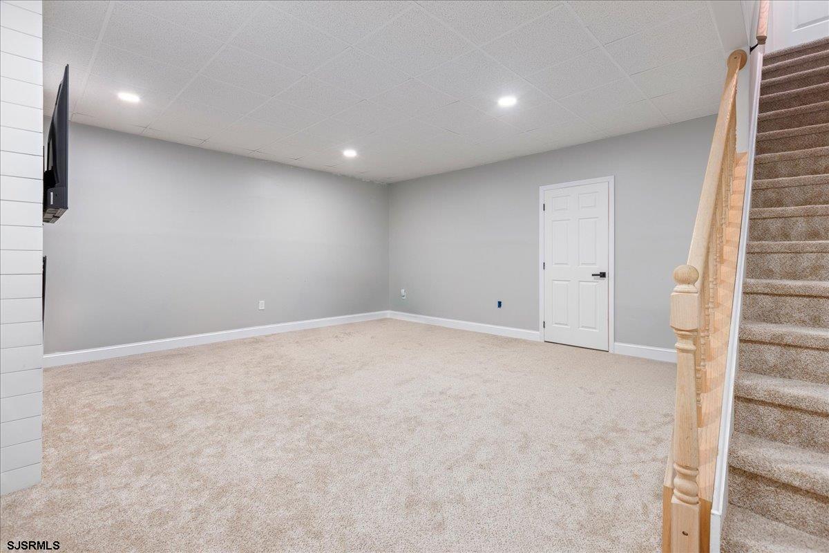 36 Emerald Dr