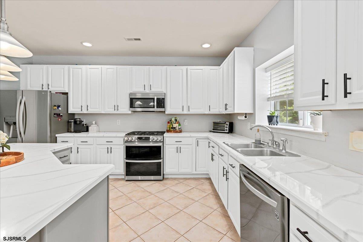 36 Emerald Dr