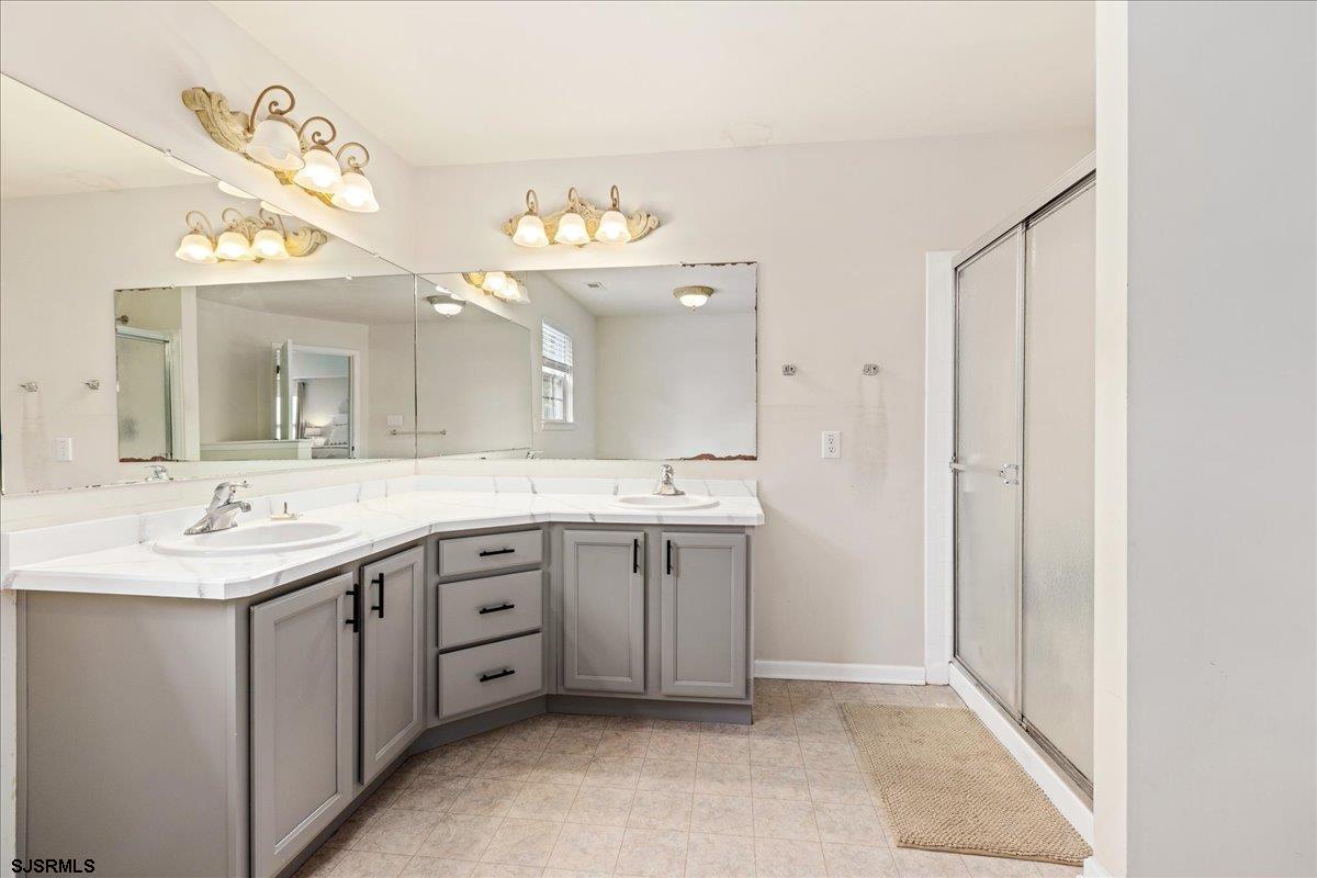36 Emerald Dr
