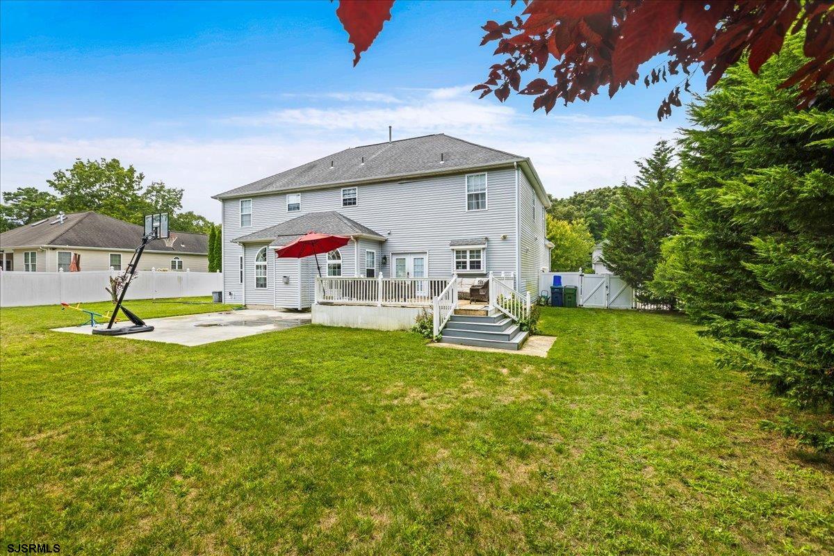 36 Emerald Dr