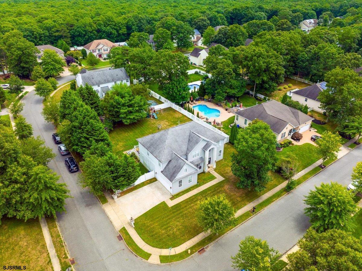 36 Emerald Dr