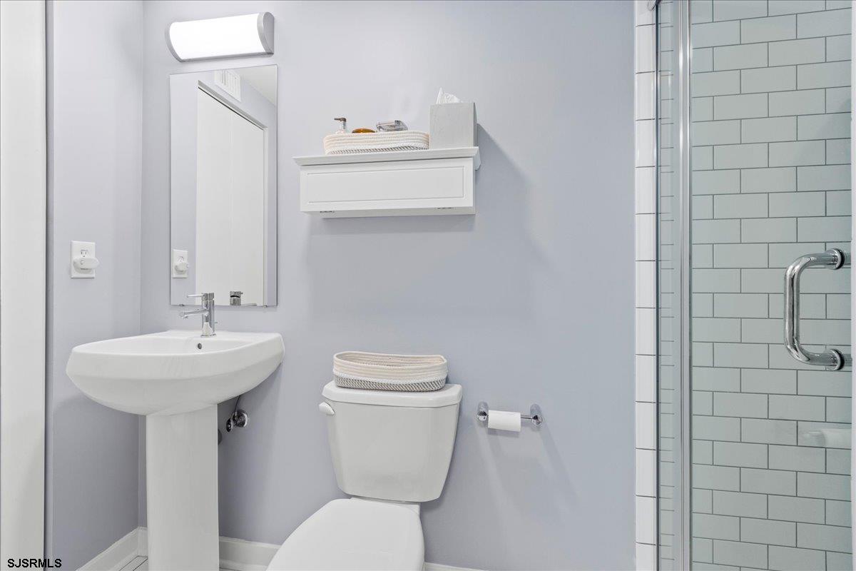 7701 Atlantic Ave Unit: 66
